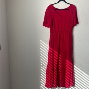 Red Luxology Midi Lined Tiered Dress with Flutter Sleeves Size Medium